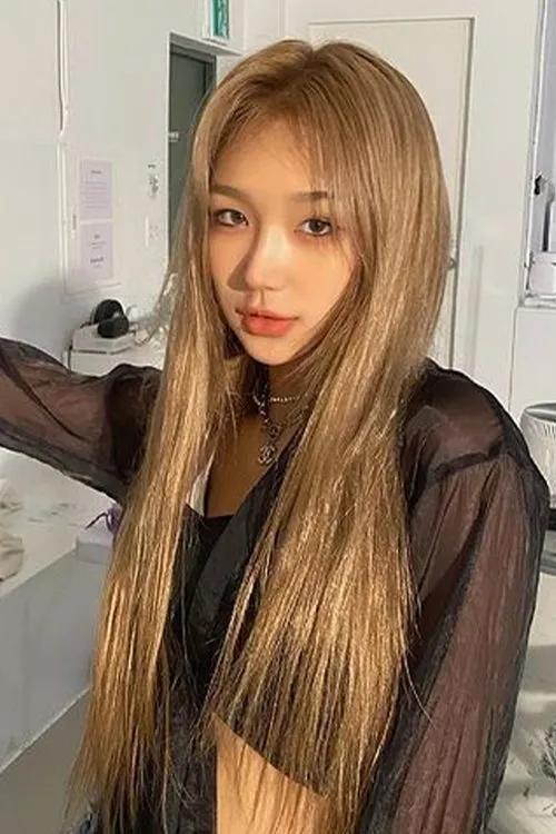 John ha trabajado con Emma en 1 ocasiones