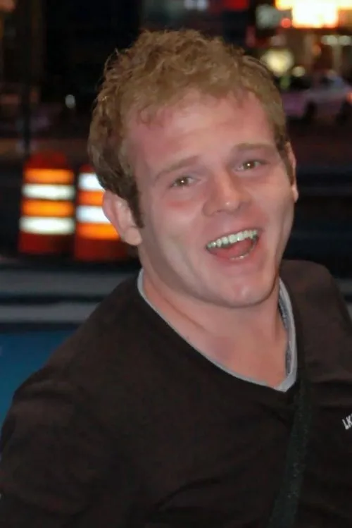 Foto de perfil del actor Emrah Ben en el reparto