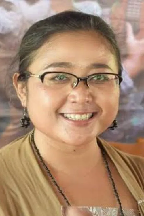 Juan Bio One ha trabajado con Endah Laras en 2 ocasiones