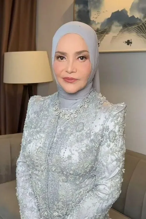 George Rudy ha trabajado con Enny Beatrice en 3 ocasiones