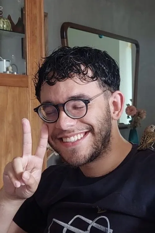 Enrico Poletti interpretando a Enrico Poletti