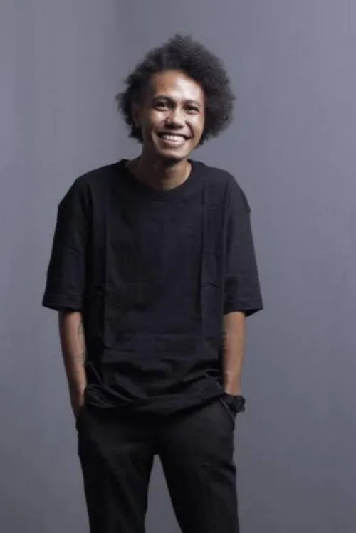 Randy Martin ha trabajado con Ephy Pae en 1 ocasiones