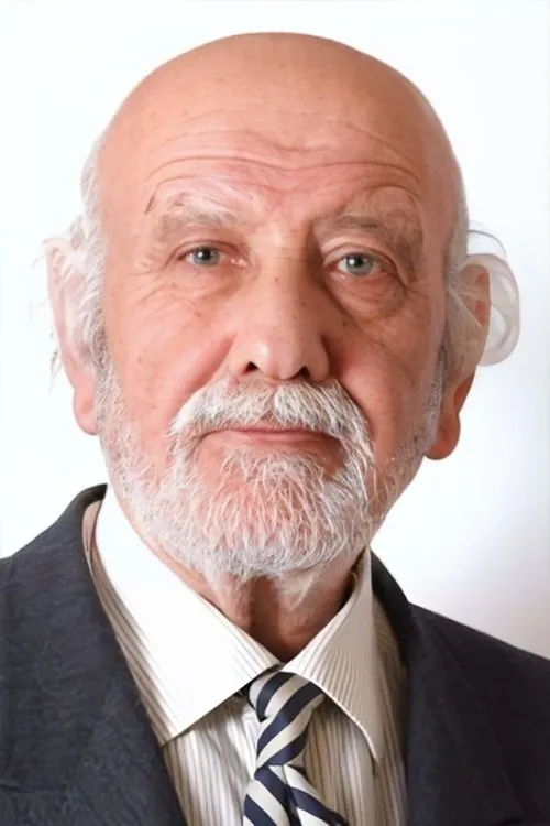 Münir Akça ha trabajado con Erdoğan Özeren en 1 ocasiones