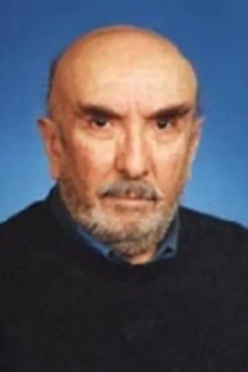 Erdoğan Tuncel interpretando a Übeyd