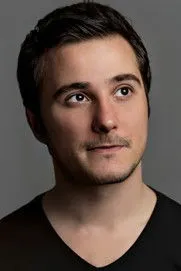 Eren Kurtel en su biografía y filmografía