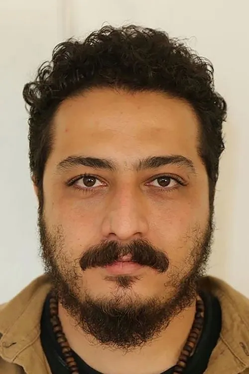 Erfan Ebrahimi — personaje: Hatef