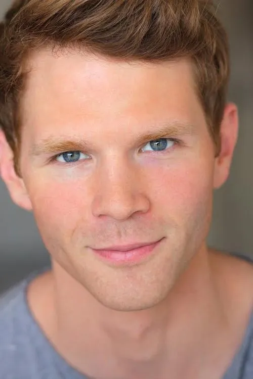 Eric Allen Smith interpretando a Blake