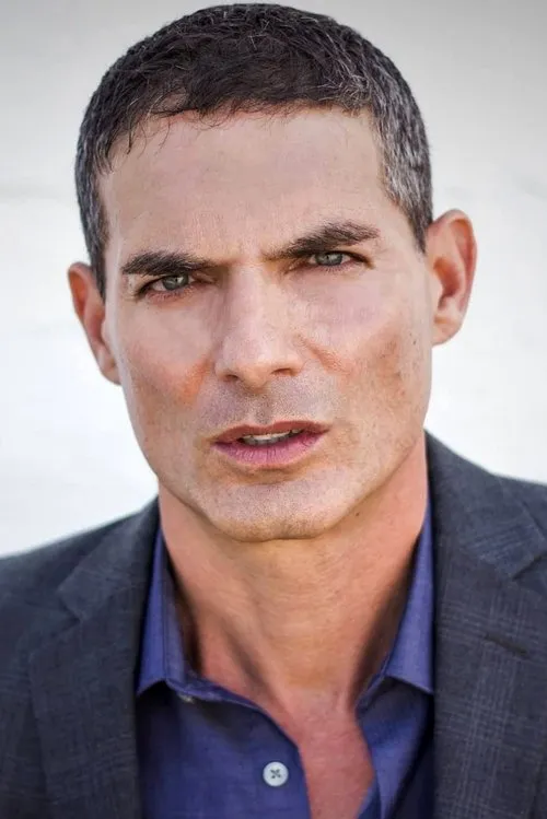 Phil Parolisi ha trabajado con Eric Brenner en 1 ocasiones