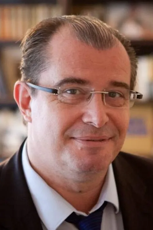 Éric Cobast en su biografía y filmografía