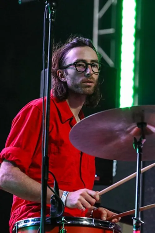 Joey Walker ha trabajado con Eric Moore en 5 ocasiones