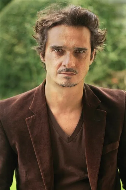 Jérôme Huguet ha trabajado con Eric Ruillat en 1 ocasiones