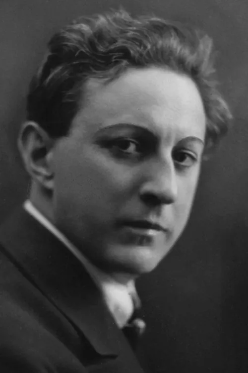 Axel Ringvall ha trabajado con Erik A. Petschler en 2 ocasiones