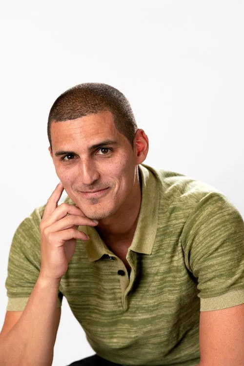 Isairis Rodríguez ha trabajado con Erik R Suarez en 1 ocasiones