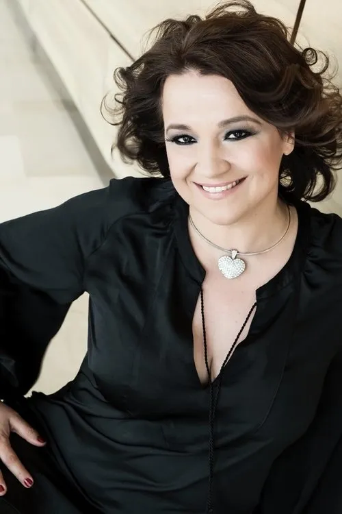 Árpád Zsolt Mészáros ha trabajado con Erika Náray en 1 ocasiones