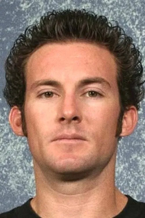 Erin Hart interpretando a