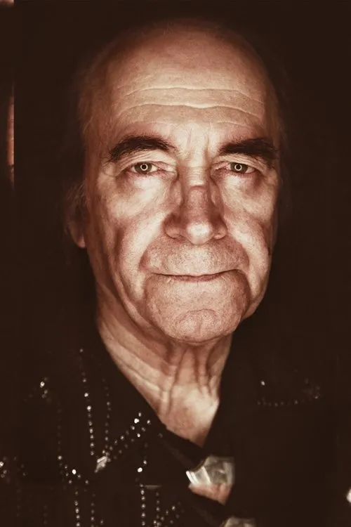 Mercan Dede ha trabajado con Erkin Koray en 1 ocasiones