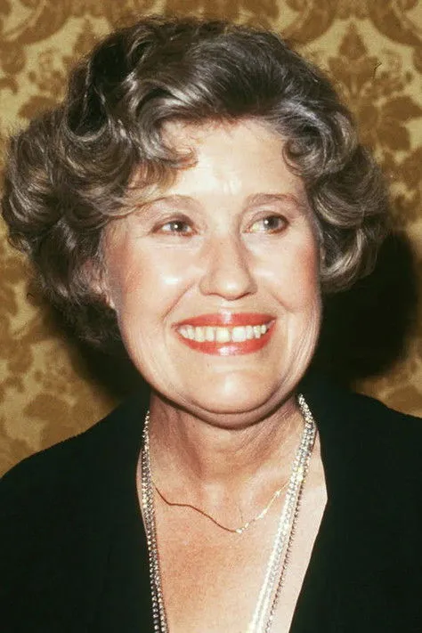 Erma Bombeck en su biografía y filmografía