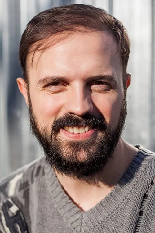 Erman Saban interpretando a Ljuljzim