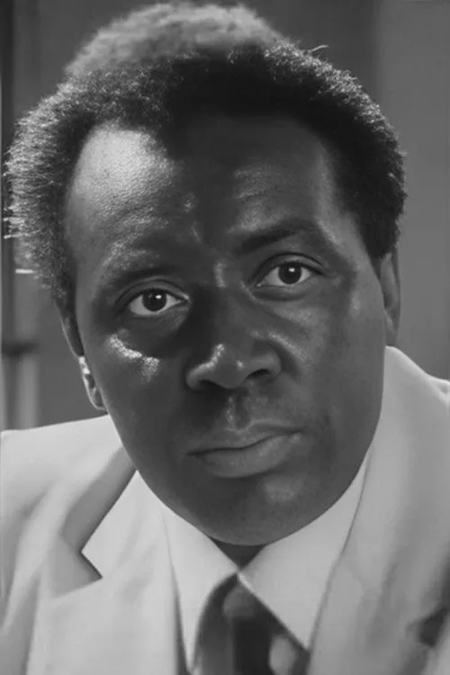 Эрменгельд Коновалов interpretando a Sam