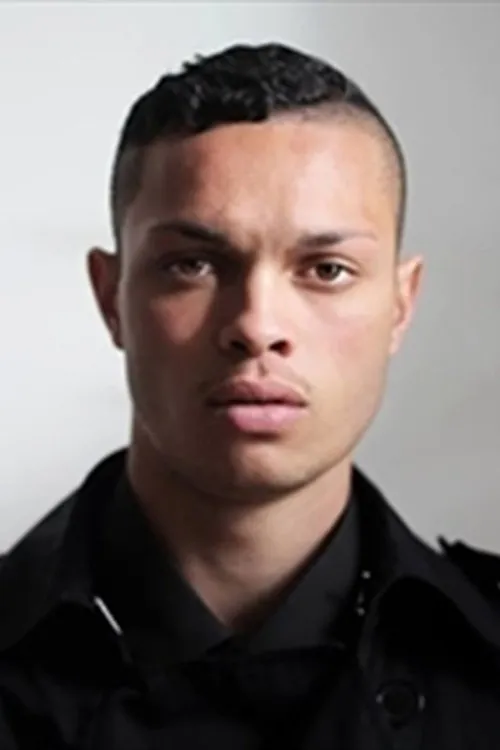 Erroll Anderson — personaje: Tereti