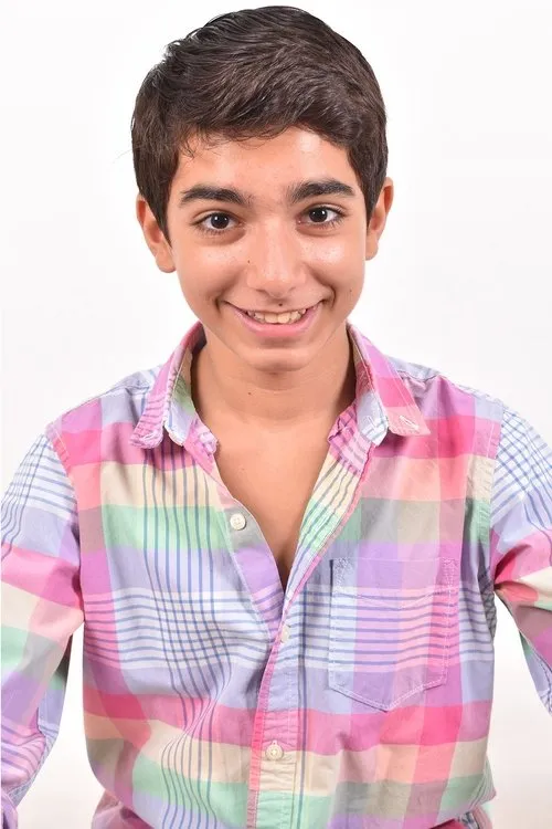 Esat Polat Güler interpretando a 