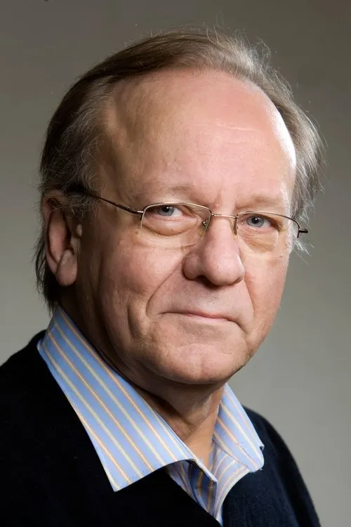 Turkka Mastomäki ha trabajado con Esko Roine en 3 ocasiones