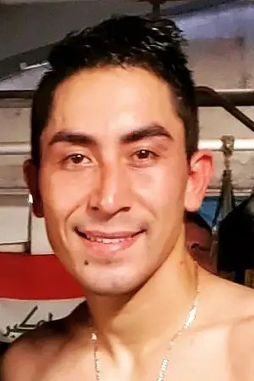 Esteban Sanchez interpretando a Self