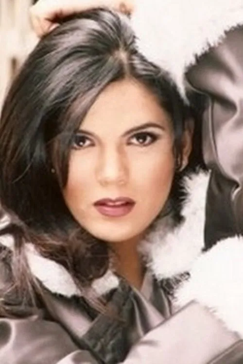 Foto de perfil del actor Esther Rinaldi en el reparto