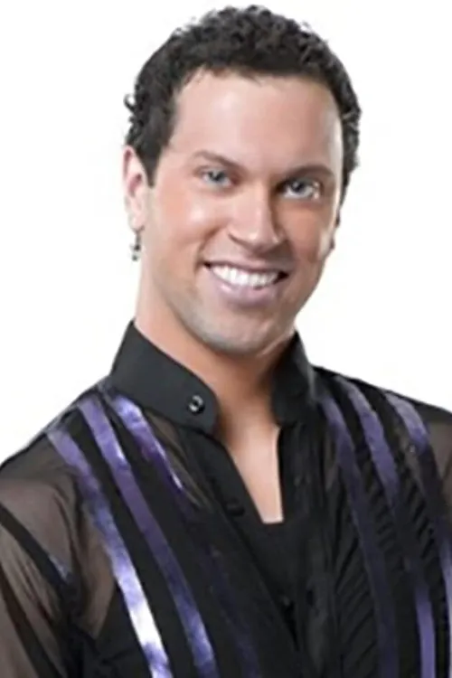 Patrick Hancock ha trabajado con Ethan Burgess en 1 ocasiones