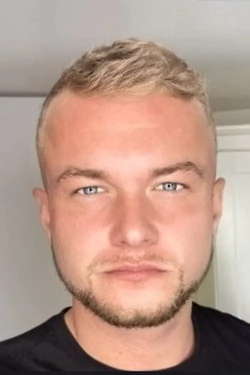 Effie Diaz ha trabajado con Ethan Lee en 1 ocasiones