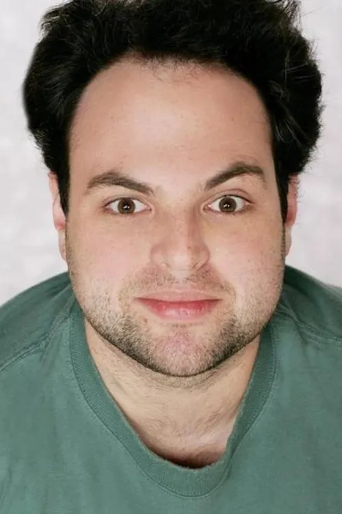 Ethan S. Smith interpretando a Sam