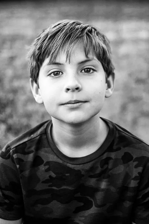 Parker James Fullmore ha trabajado con Ethan Thomas Jung en 1 ocasiones