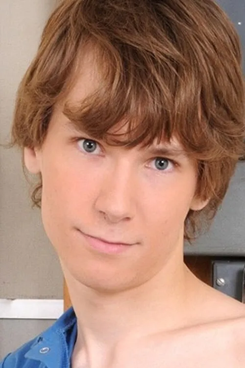 Master Aaron ha trabajado con Ethan White en 2 ocasiones