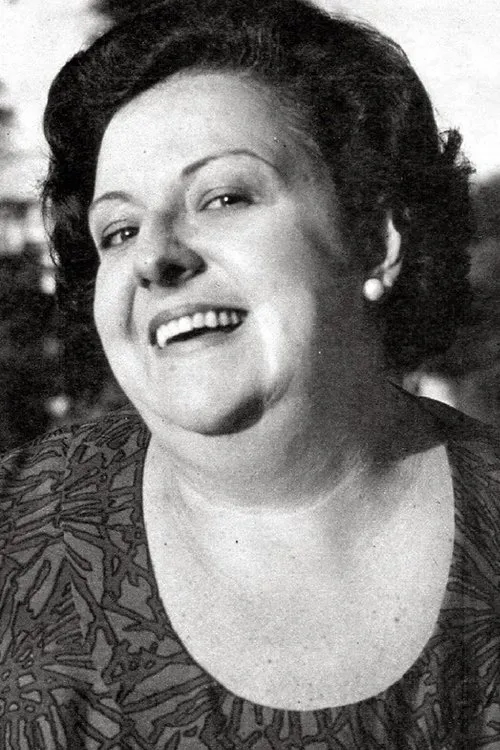 Etty Fraser interpretando a Dona Maria