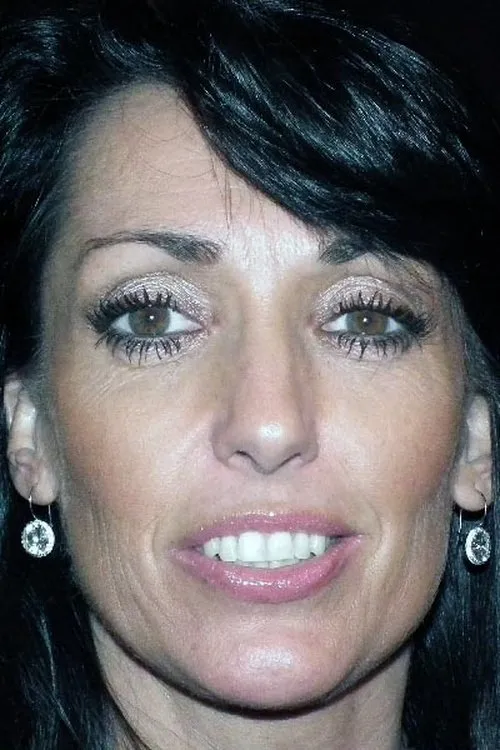 Eva Čížkovská interpretando a Sára Kohnová