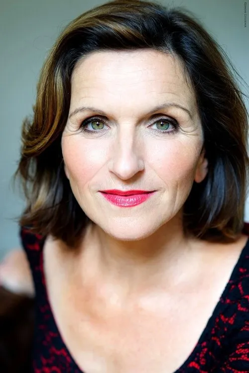 Tim Egloff ha trabajado con Eva Mannschott en 1 ocasiones