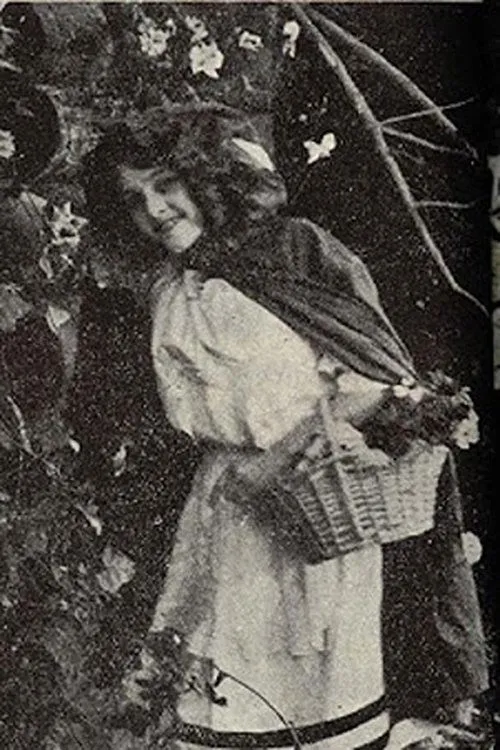 Eva Prout interpretando a 