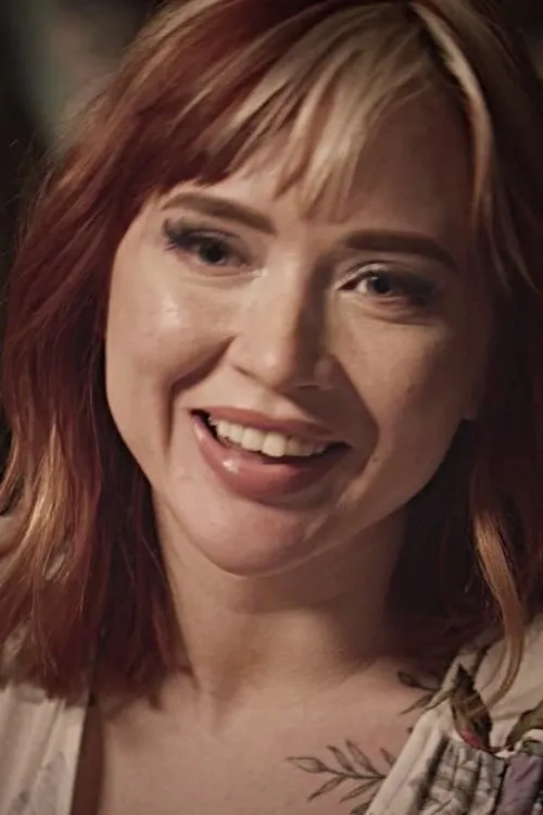 Eva Ray interpretando a Maria