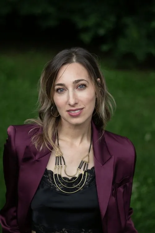 Terasa Sciortino ha trabajado con Evalee Gertz en 1 ocasiones