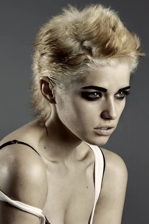 Evalena Marie interpretando a Jess Carpenter