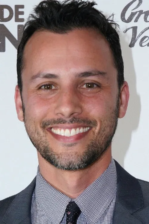 Evan Ferrante — personaje: Tom Cruise