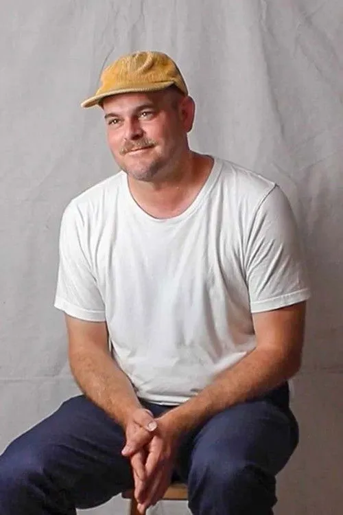 Aaron Artis ha trabajado con Evan Schiefelbine en 1 ocasiones