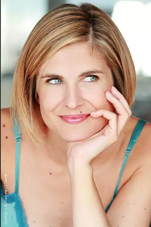 Eve-Marie Jadoul interpretando a 