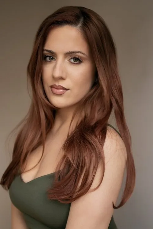 Killian Coyle ha trabajado con Eve-Yasmine Saoud-Easton en 1 ocasiones