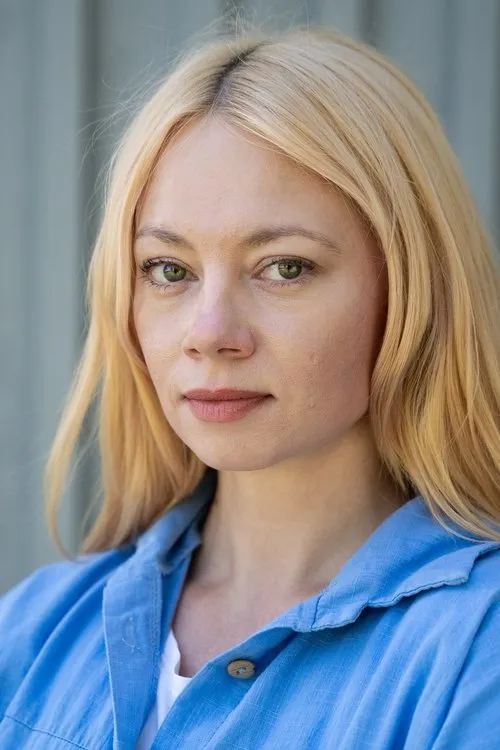 Zachary Spicer ha trabajado con Evelina Brėdikytė en 1 ocasiones