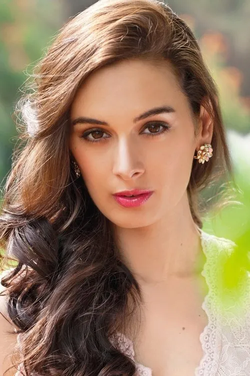 Evelyn Sharma interpretando a Veronica