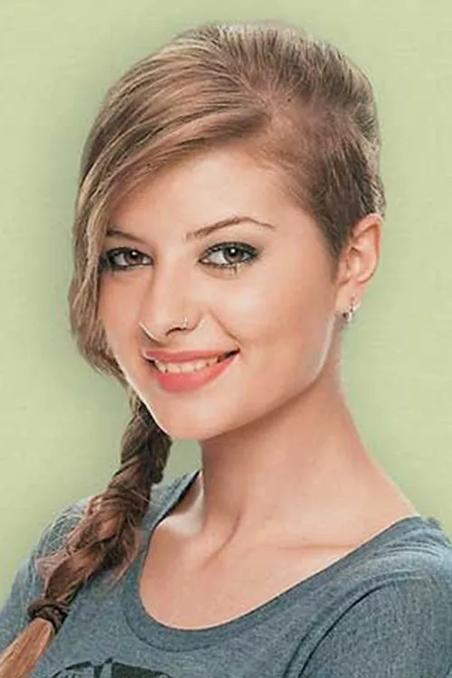 Evi Daeli — personaje: F?f? ?a?a???????