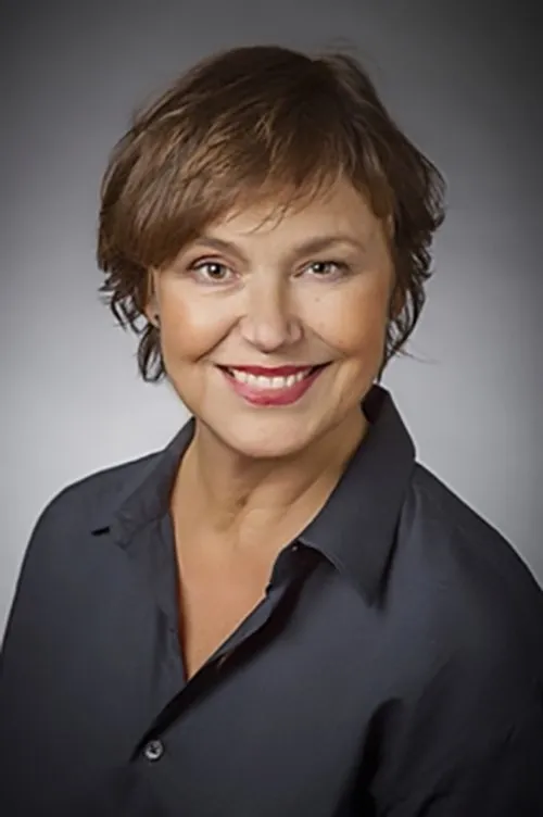 Ewa Carlsson interpretando a Monika Hansson