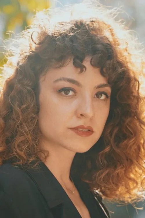 Sevket Çapkinoglu ha trabajado con Ezgi Bayramoglu en 1 ocasiones