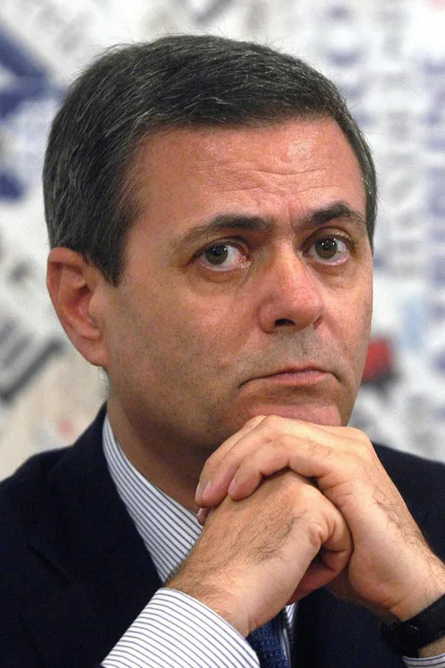 Edoardo Agnelli ha trabajado con Ezio Mauro en 1 ocasiones